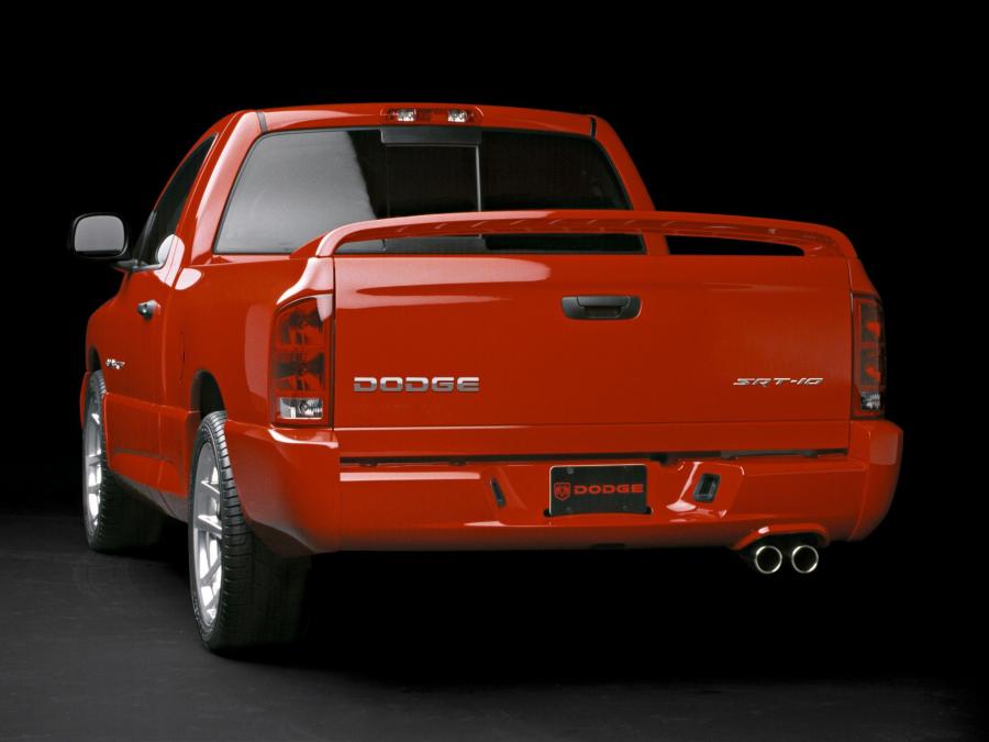  Dodge Ram SRT10 2003 года  (фото 2 из 21)